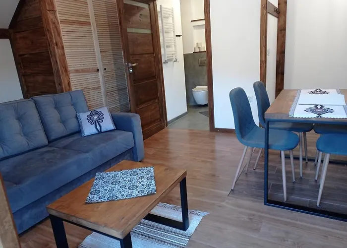 U Julii שצ'בניצה